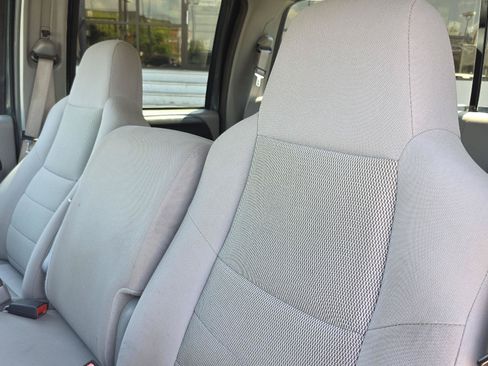 Used 2006 Ford F250 XL AWD/4WD image 27