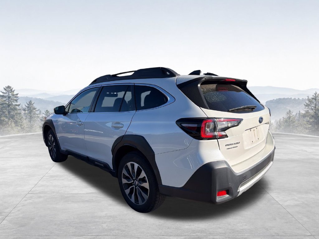 Used 2024 Subaru Outback Limited AWD/4WD image 7