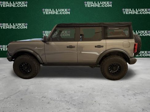 Used 2021 Ford Bronco Black Diamond image 7