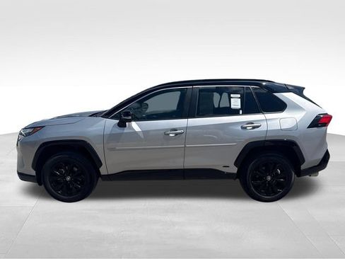 Used 2022 Toyota RAV4 XSE w/ XSE Grade Weather Package AWD/4WD image 2
