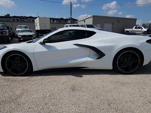 Certified 2020 Chevrolet Corvette Stingray Coupe w/ 1LT RWD image 5