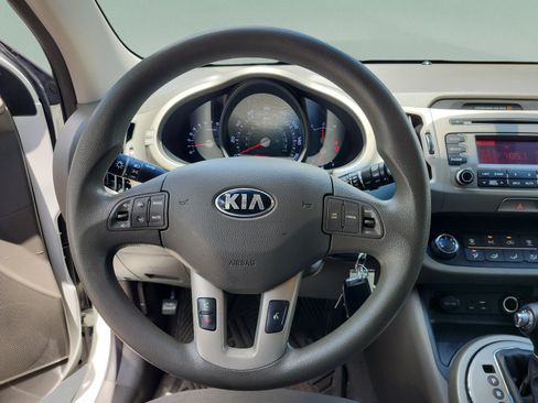 Used 2015 Kia Sportage LX AWD/4WD image 9