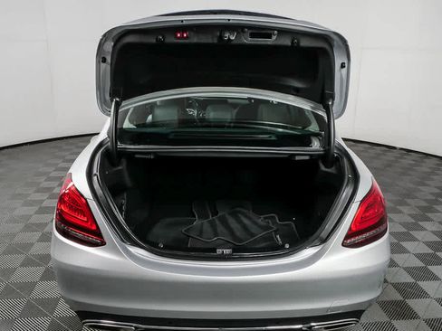 Used 2020 Mercedes-Benz C 300 Sedan image 31
