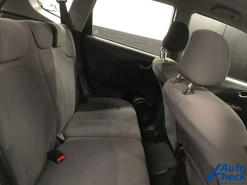 Used 2010 Honda Fit image 29