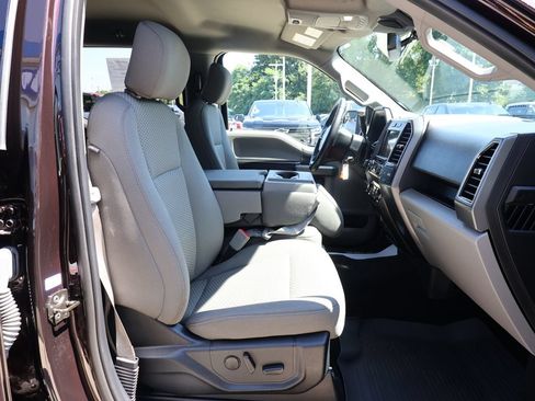 Used 2019 Ford F150 XLT w/ Equipment Group 302A Luxury AWD/4WD image 34