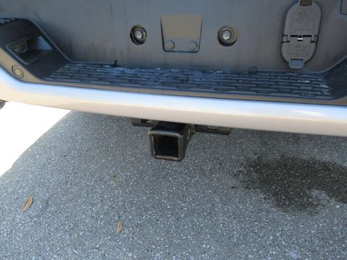 Used 2025 RAM 1500 Big Horn RWD image 9