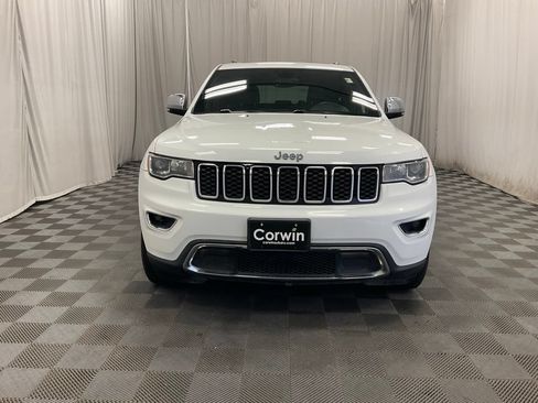 Used 2017 Jeep Grand Cherokee Limited AWD/4WD image 12