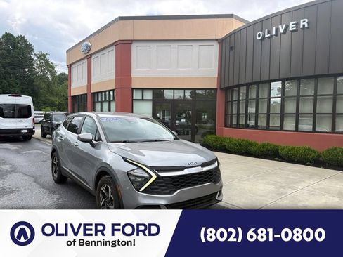 Used 2023 Kia Sportage LX FWD image 1