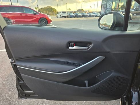 Used 2020 Toyota Corolla SE image 22