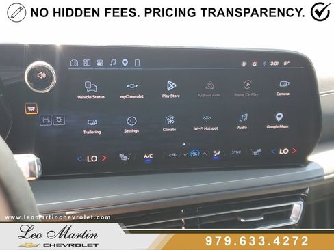 Used 2026 Chevrolet Traverse LT w/ Driver Confidence Package FWD image 23