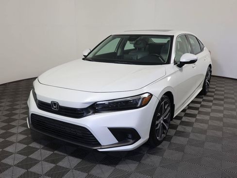Used 2023 Honda Civic Touring image 1