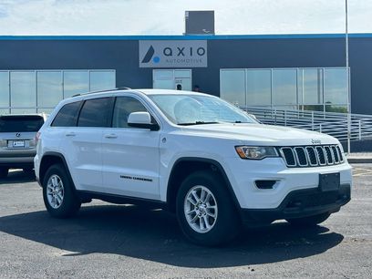 Used 2019 Jeep Grand Cherokee Laredo