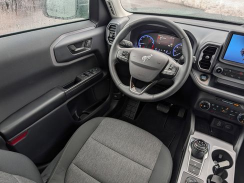 Used 2024 Ford Bronco Sport Big Bend w/ Convenience Package AWD/4WD image 9