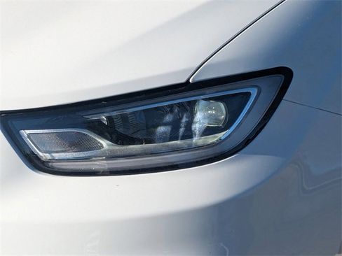 New 2026 Chrysler Pacifica Select image 9