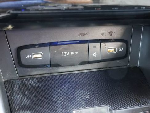 Certified 2024 Hyundai Tucson Limited FWD image 25