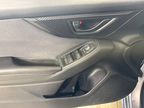 Used 2021 Subaru Crosstrek 2.0i Premium AWD/4WD image 14
