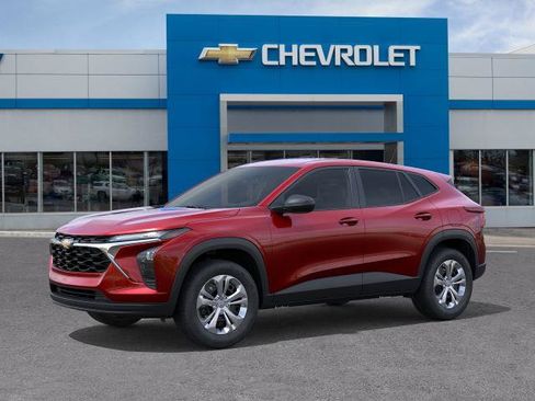 New 2026 Chevrolet Trax LS FWD image 2