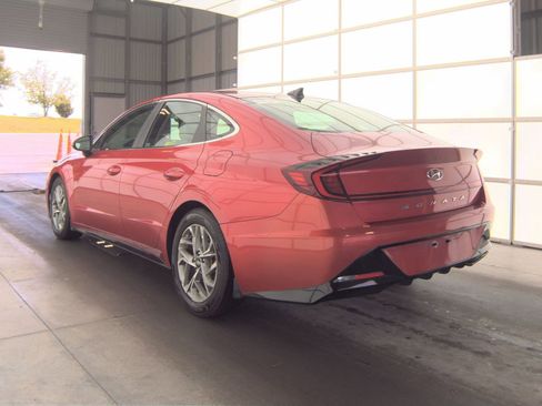 Used 2021 Hyundai Sonata SEL w/ Preferred Accessory Package FWD image 6
