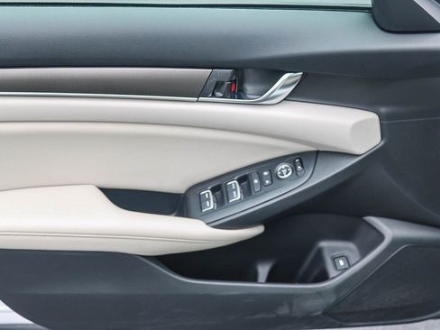 Used 2020 Honda Accord LX image 23