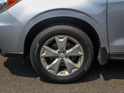 Used 2016 Subaru Forester 2.5i Premium AWD/4WD image 9