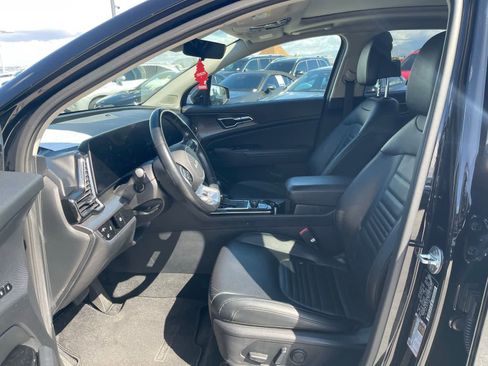 Used 2023 Kia Sportage SX image 6