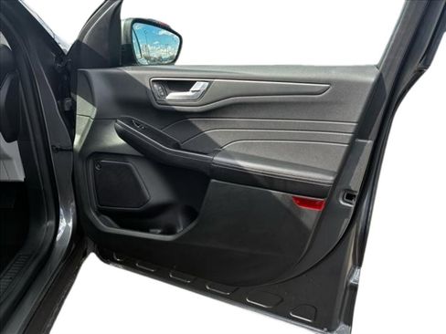 Used 2023 Ford Escape Active w/ Tech Pack #2 FWD image 16