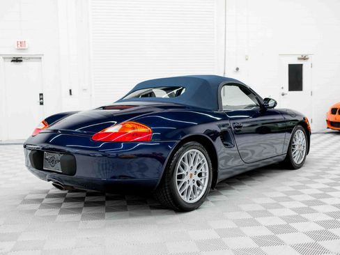 Used 2001 Porsche Boxster RWD image 16