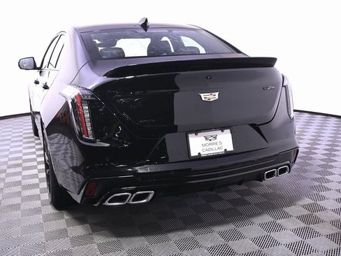New 2026 Cadillac CT4 V w/ LPO, ONYX Package image 4