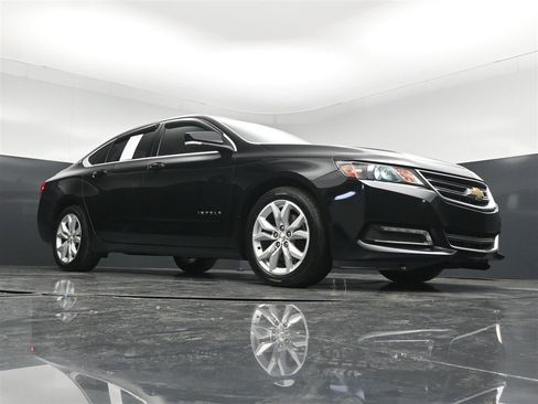 Used 2019 Chevrolet Impala LT w/ LT Convenience Package FWD image 29