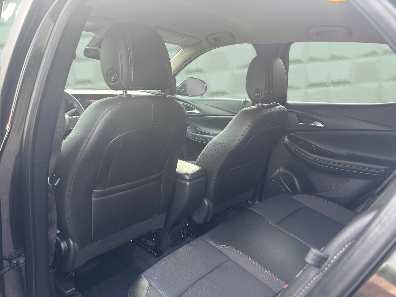 Used 2025 Buick Encore GX Preferred FWD image 16