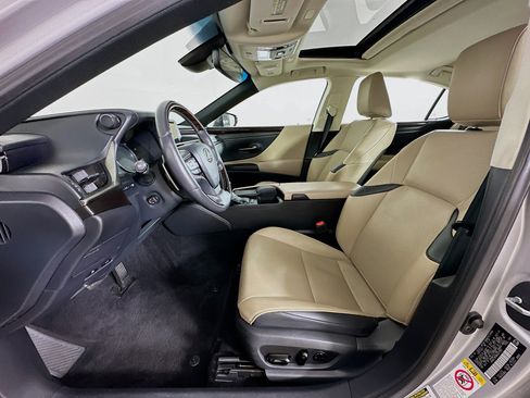 Used 2019 Lexus ES 350 image 13