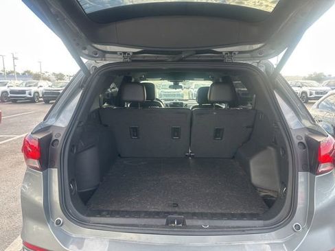 Used 2023 Chevrolet Equinox RS w/ RS Leather Package image 11