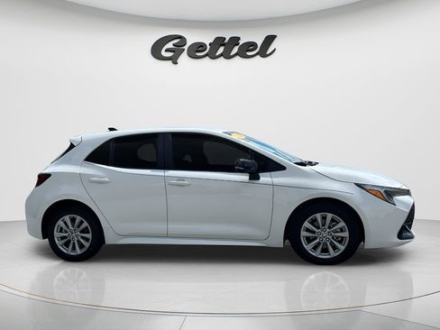 Used 2026 Toyota Corolla SE FWD image 4