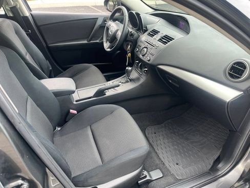 Used 2012 MAZDA MAZDA3 i Touring FWD image 6