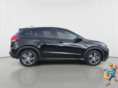 Used 2022 Honda HR-V EX-L image 4