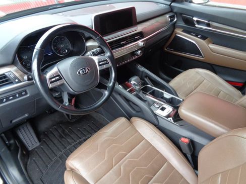 Used 2021 Kia Telluride SX w/ SX Prestige Package AWD/4WD image 2