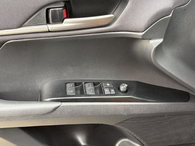 Used 2025 Toyota Camry LE w/ Convenience Package FWD image 23