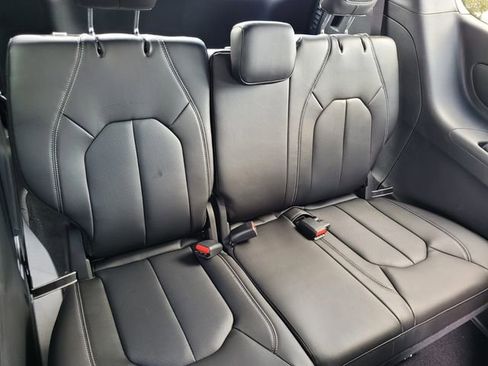 New 2026 Chrysler Voyager LX image 15