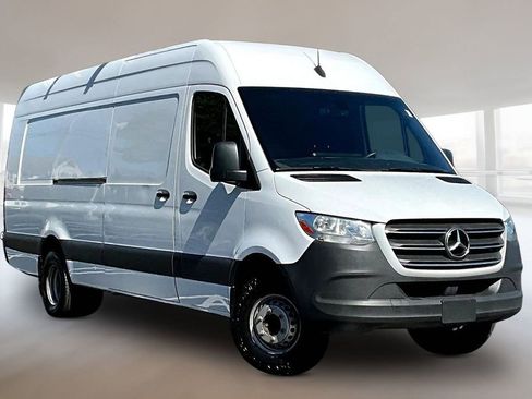 Used 2021 Mercedes-Benz Sprinter 3500 w/ Driver Convenience Package image 1