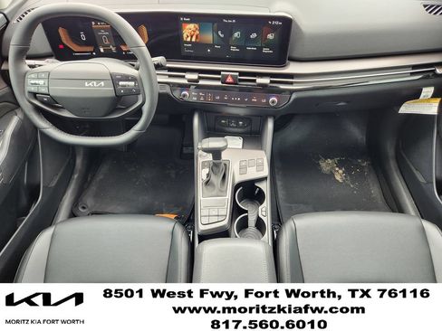 New 2026 Kia Sportage EX FWD image 18