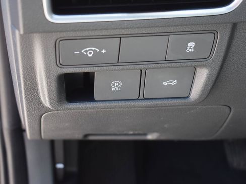 Used 2025 Hyundai Sonata SEL FWD image 23