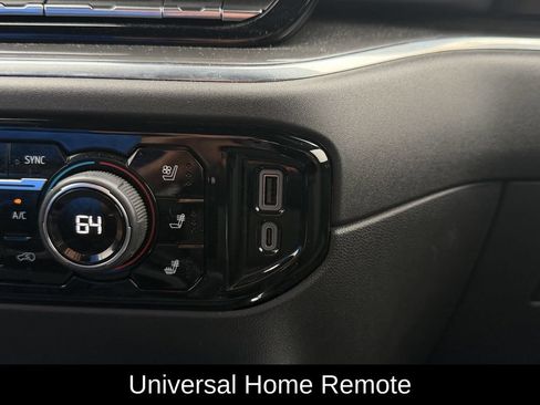 Used 2024 Chevrolet Silverado 2500 High Country w/ High Country Premium Package AWD/4WD image 25