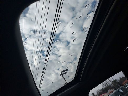 Used 2020 GMC Sierra 3500 Denali w/ Denali Ultimate Package image 28