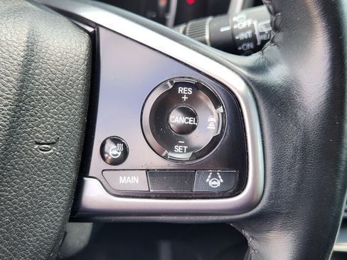 Used 2020 Honda CR-V Touring image 25