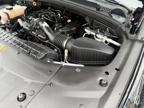 Used 2023 Jeep Grand Cherokee Limited image 47