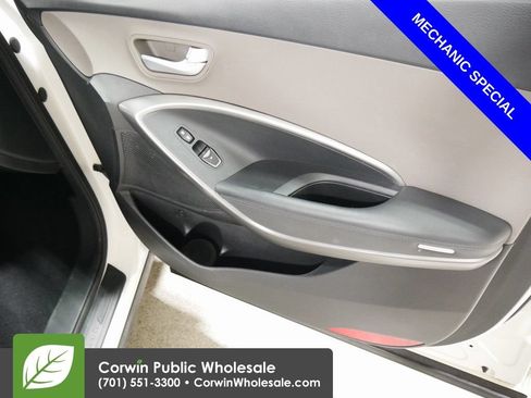 Used 2013 Hyundai Santa Fe GLS w/ Popular Equipment Pkg AWD/4WD image 30