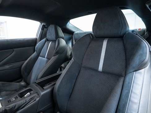 New 2025 Toyota GR86 Premium image 14