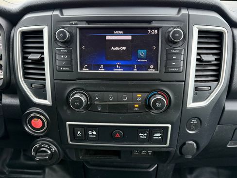 Used 2019 Nissan Titan S AWD/4WD image 19