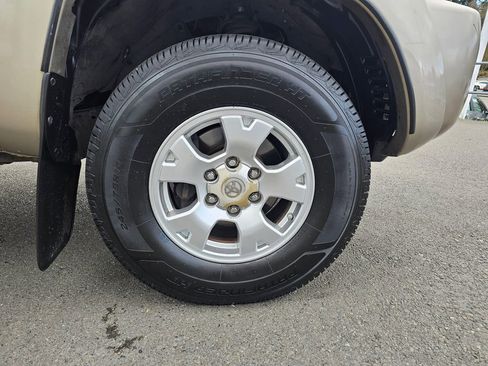 Used 2006 Toyota Tacoma PreRunner image 11