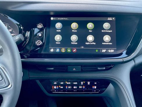 Used 2023 Buick Envision Avenir image 13